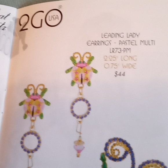 LATR2GO LEADING LADY CLIP EARRINGS - Picture 4 of 6